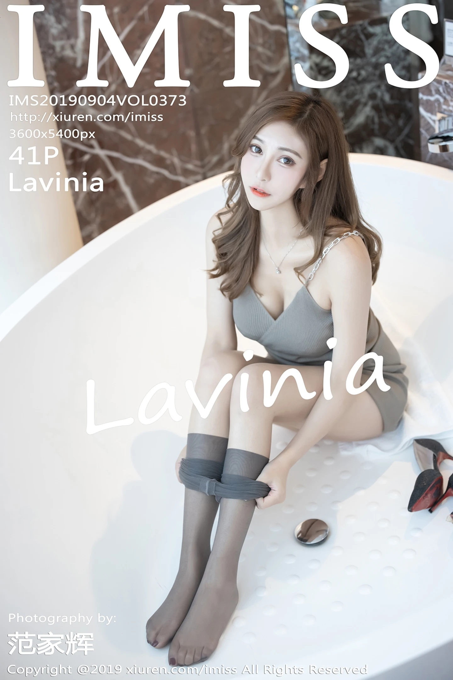 [IMISS爱蜜社]Vol.373_气质美女Lavinia性感连身裙秀丝袜美腿+私房内衣完美诱惑写真41P-秀人网 - XiuRen.Space